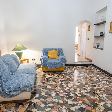 Lovingenoa - White House * Gênes