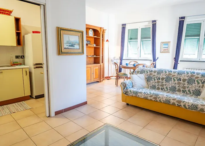 Lovingenoa - White House Apartamento *