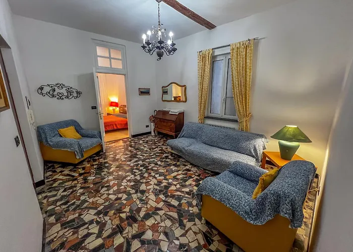 Lovingenoa - White House *